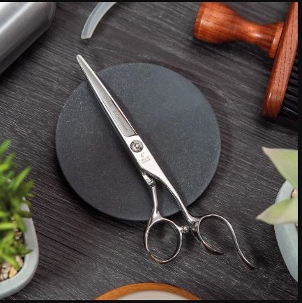 3 CLAVELES TIJERA PROFESIONAL OTAKE 6'' 3 CLAVELES TIJERA PROFESIONAL OTAKE 6''